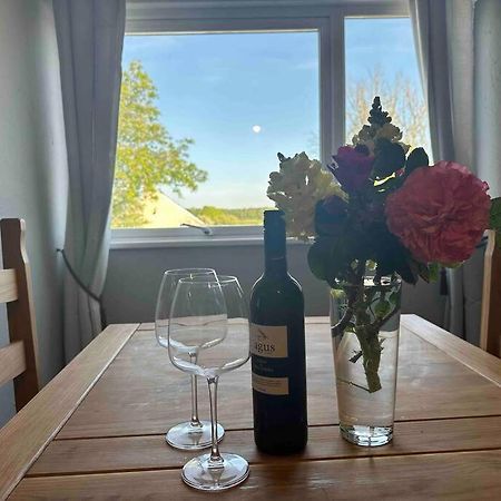 Faldouet 3 Bed Flat In Rock Saint Minver Екстериор снимка