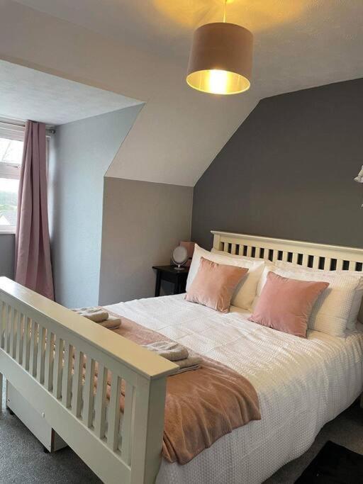 Faldouet 3 Bed Flat In Rock Saint Minver Екстериор снимка